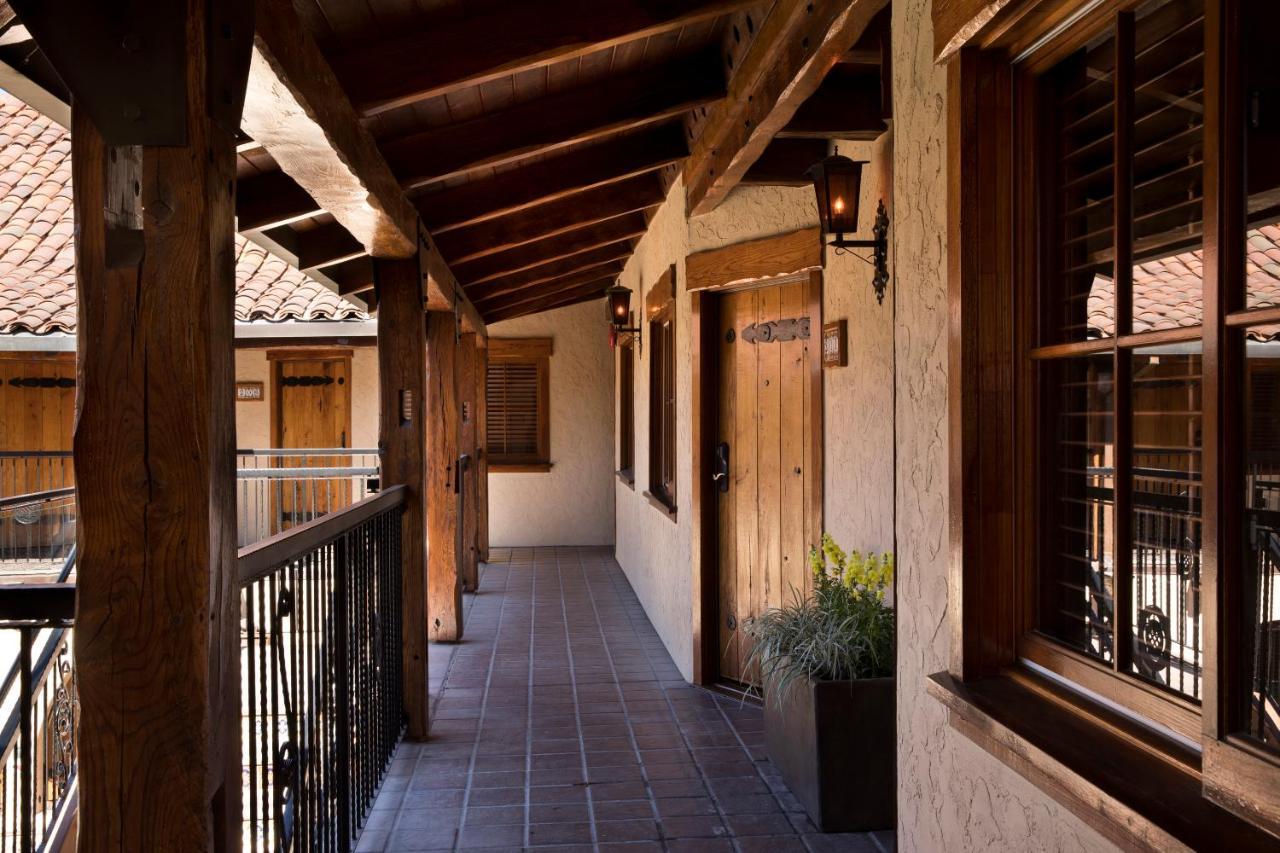 Rancho Caymus Inn Rutherford Екстериор снимка